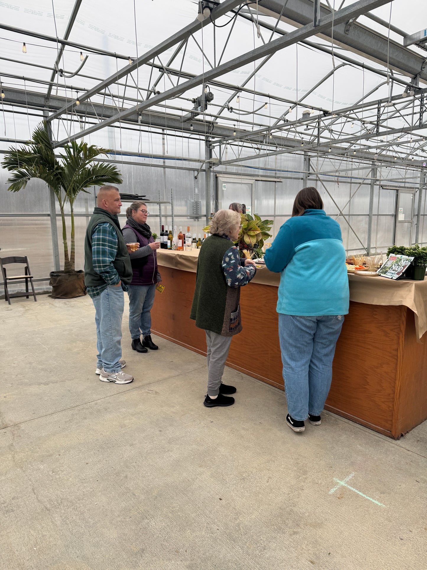 Snack'N Shop | Jan 10th 2025